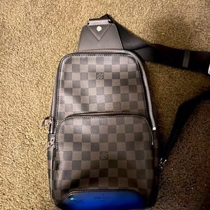 New condition Louis Vuitton Mens Sling Bag